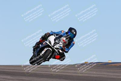 media/Mar-25-2024-Moto Forza (Mon) [[8d4319bd68]]/3-Intermediate Group/Session 2 (Turn 9)/